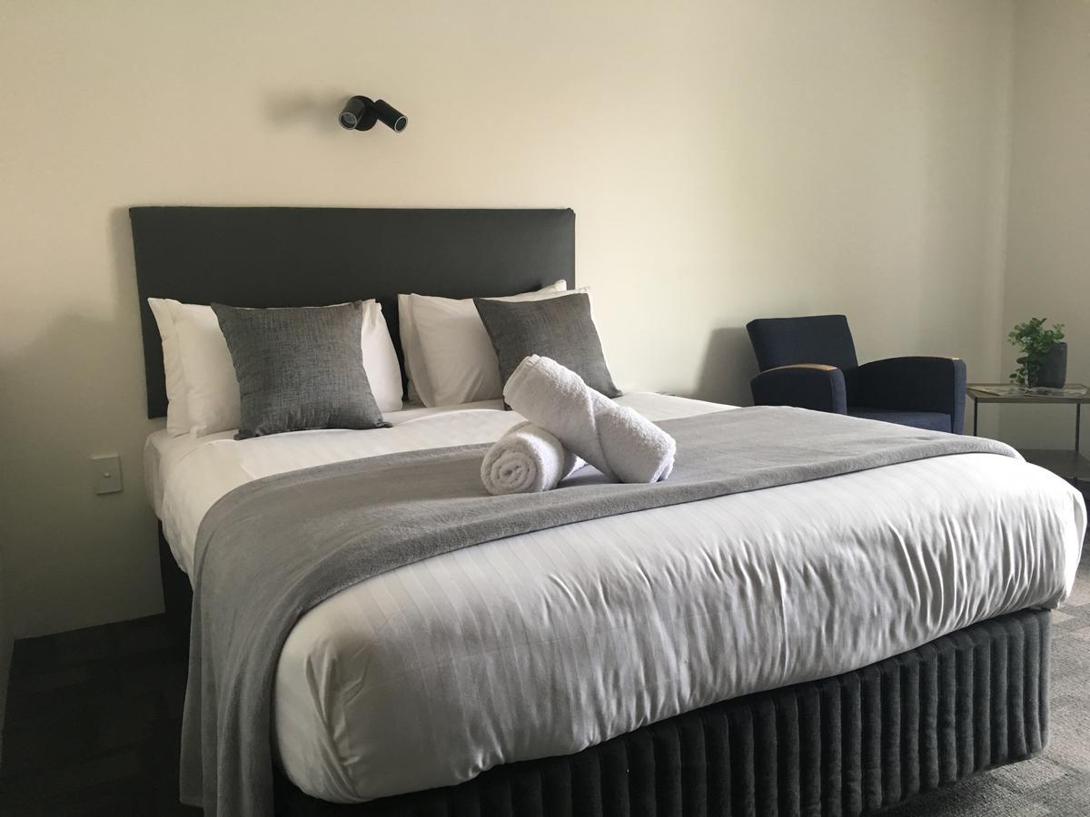 Hotel Clipper Рокингам Екстериор снимка