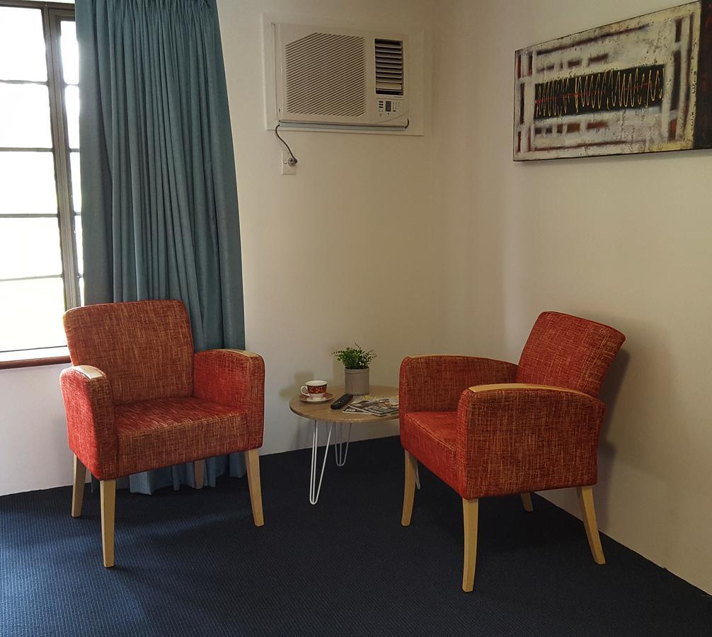 Hotel Clipper Рокингам Екстериор снимка